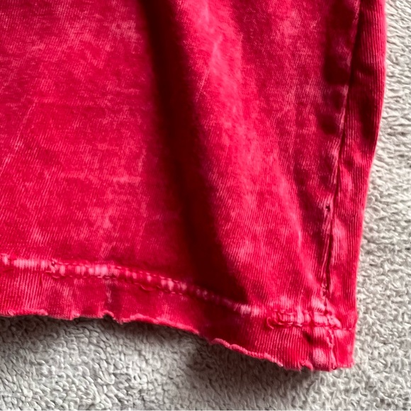 Harley-Davidson V-Neck Logo Wings Graphic T-Shirt Tee Acid Wash Distressed Red - Picture 10 of 16